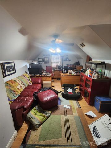 9438 Valley Road, Charlotte, NC 28270