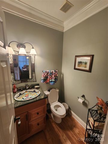 9438 Valley Road, Charlotte, NC 28270