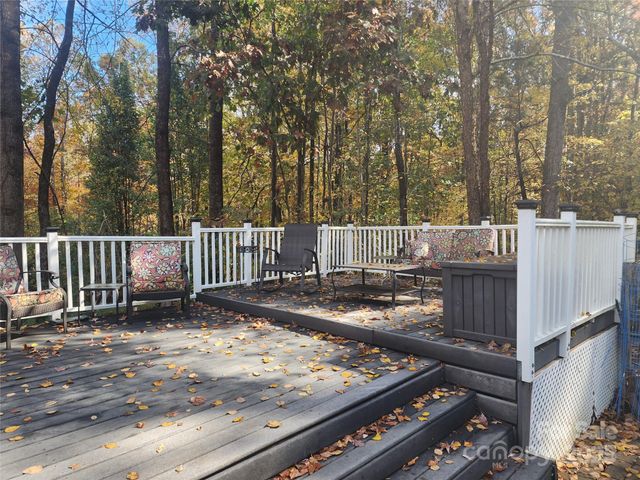 9438 Valley Road, Charlotte, NC 28270