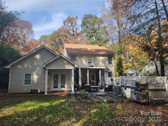 9438 Valley Road, Charlotte, NC 28270