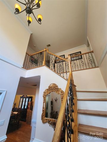 9438 Valley Road, Charlotte, NC 28270