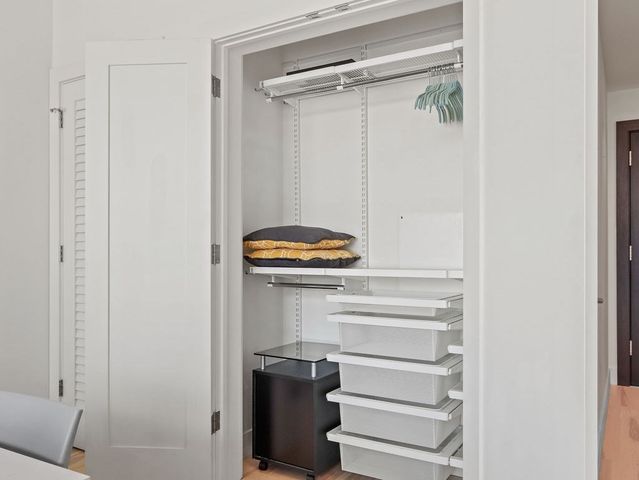 32 Traveler St 411, Boston, MA 02118