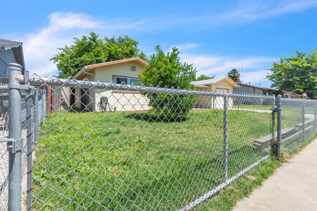 4518 Meadow Way, Olivehurst, CA 95961