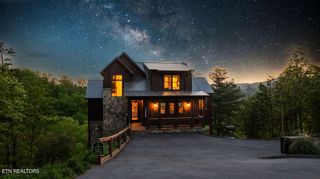 5033 Long Rifle Rd, Walland, TN 37886