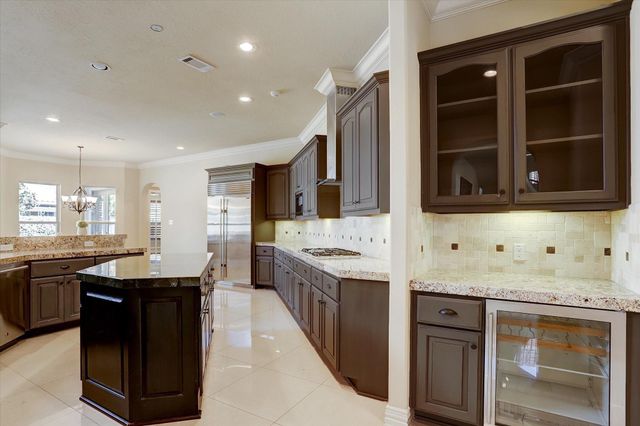 14202 Teal Cove Lane, Houston, TX 77077