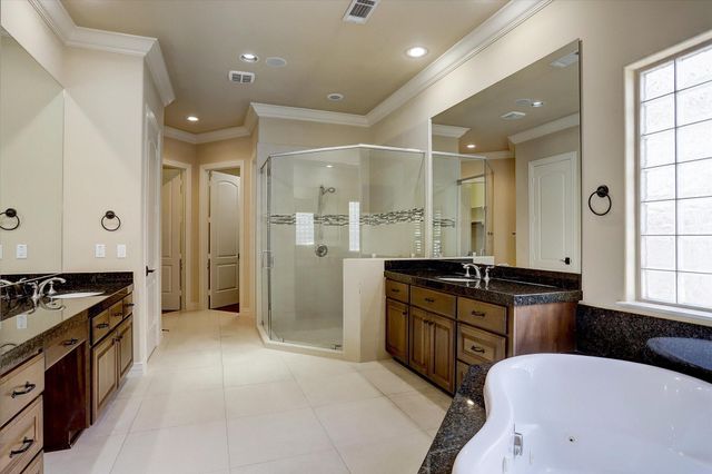 14202 Teal Cove Lane, Houston, TX 77077