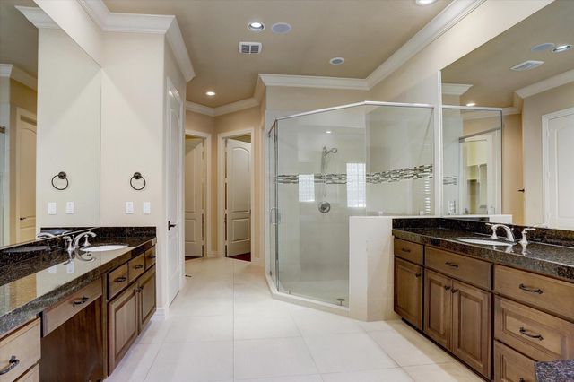 14202 Teal Cove Lane, Houston, TX 77077
