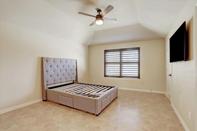14202 Teal Cove Lane, Houston, TX 77077