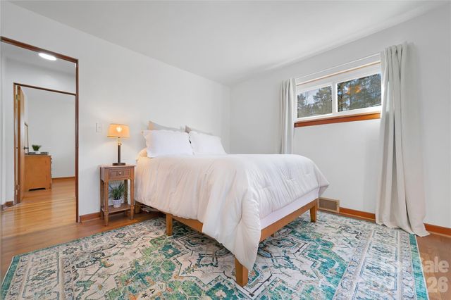 112 Allison Road, Brevard, NC 28712