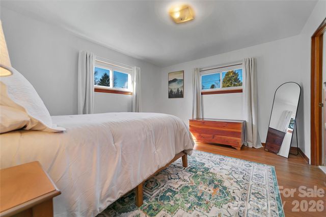 112 Allison Road, Brevard, NC 28712