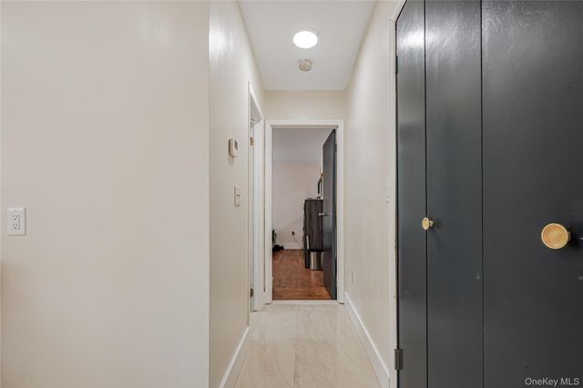 60 Saint Johns Avenue, Valley Stream, NY 11580