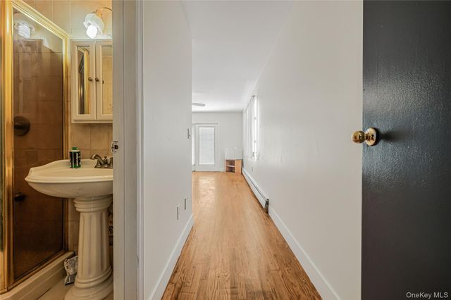 60 Saint Johns Avenue, Valley Stream, NY 11580