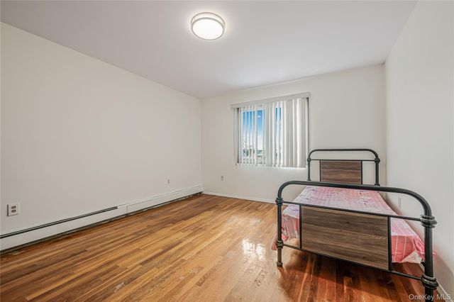 60 Saint Johns Avenue, Valley Stream, NY 11580