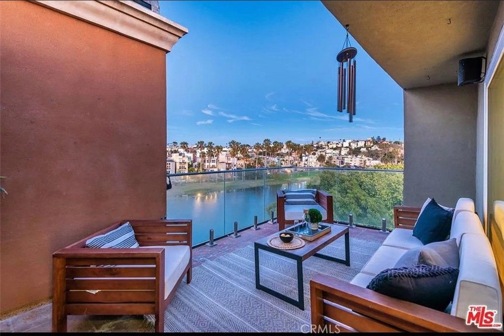 6400 Pacific 311, Playa Del Rey, CA 90293