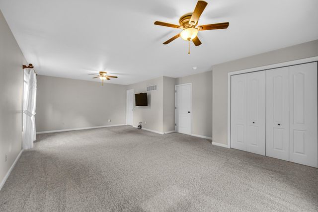 17472 Hawthorne Drive, Lowell, IN 46356