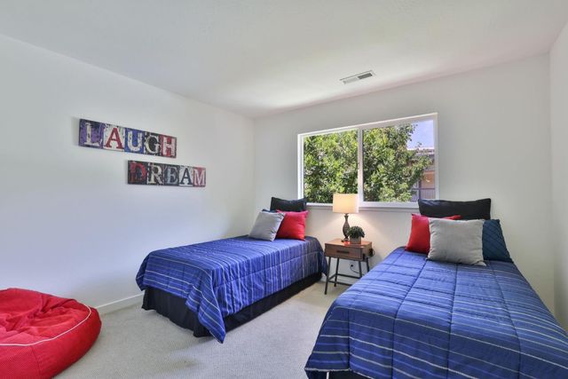 831 Kipling Street, Palo Alto, CA 94301
