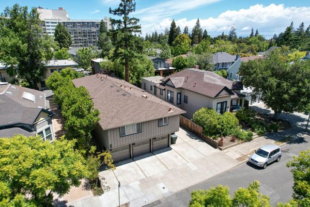831 Kipling Street, Palo Alto, CA 94301