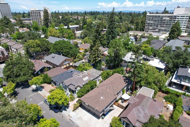 831 Kipling Street, Palo Alto, CA 94301