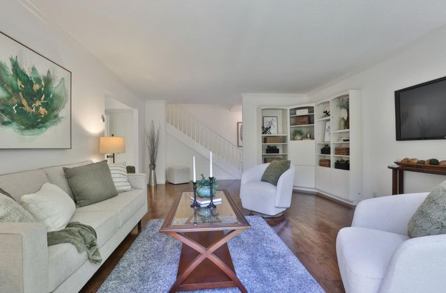 831 Kipling Street, Palo Alto, CA 94301