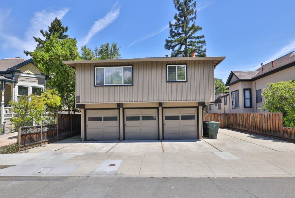 831 Kipling Street, Palo Alto, CA 94301