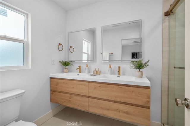 3477 Floresta, Los Angeles, CA 90043