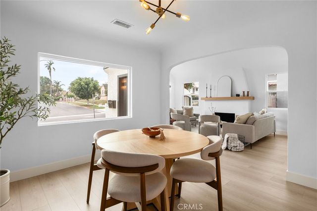 3477 Floresta, Los Angeles, CA 90043