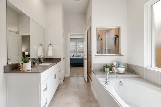 704 Fencerow Trail, Weston, TX 75009
