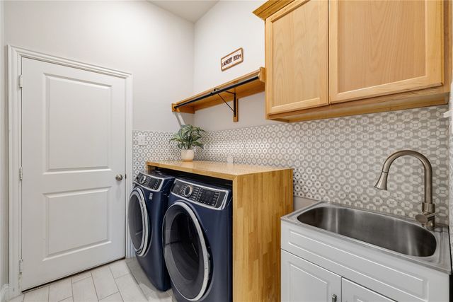 704 Fencerow Trail, Weston, TX 75009