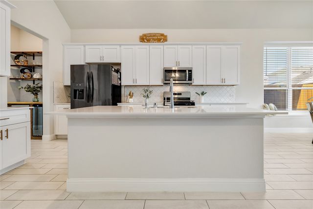 704 Fencerow Trail, Weston, TX 75009