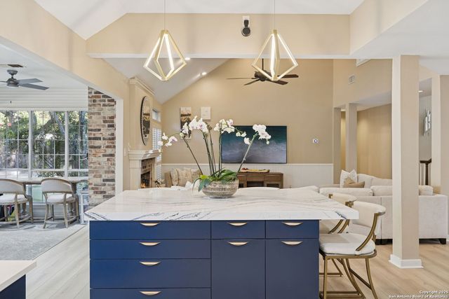 10 Rogers Wood, San Antonio, TX 78248