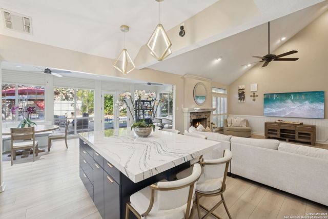 10 Rogers Wood, San Antonio, TX 78248