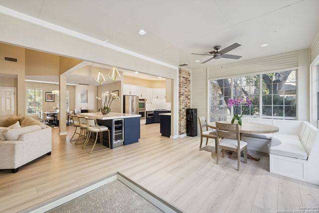 10 Rogers Wood, San Antonio, TX 78248