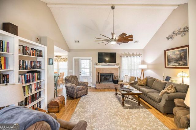 105 Kentucky Downs, Perry, GA 31069