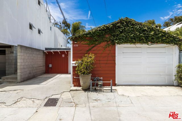 232 Howland Canal, Venice (los Angeles), CA 90291