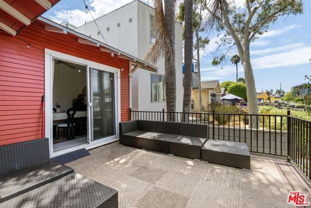 232 Howland Canal, Venice (los Angeles), CA 90291