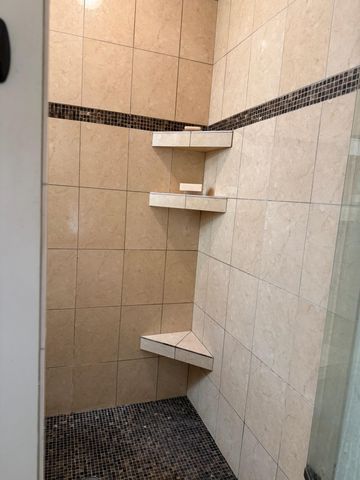 340 S Owasso Boulevard W, Roseville, MN 55113