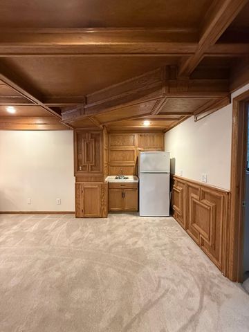 340 S Owasso Boulevard W, Roseville, MN 55113