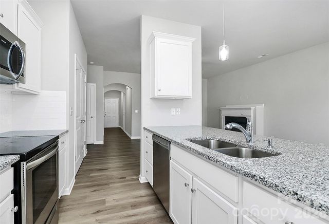 7113 Somerford Road, Charlotte, NC 28215