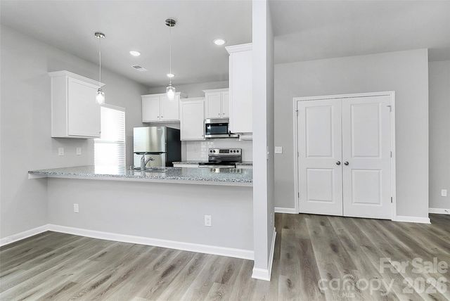 7113 Somerford Road, Charlotte, NC 28215