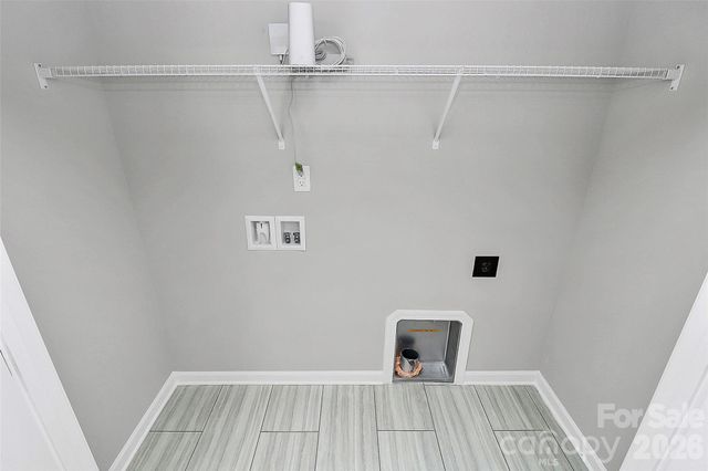 7113 Somerford Road, Charlotte, NC 28215