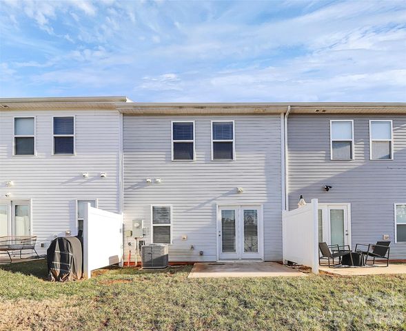 7113 Somerford Road, Charlotte, NC 28215