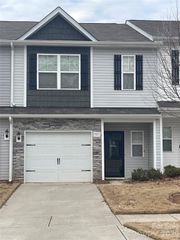 7113 Somerford Road, Charlotte, NC 28215