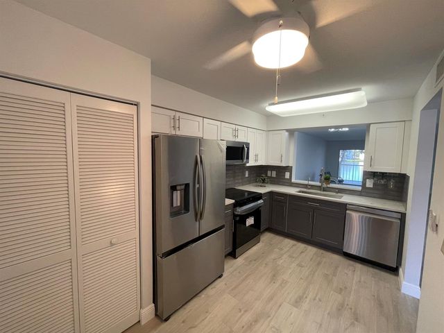 14111 Royal Vista Drive 202, Delray Beach, FL 33484