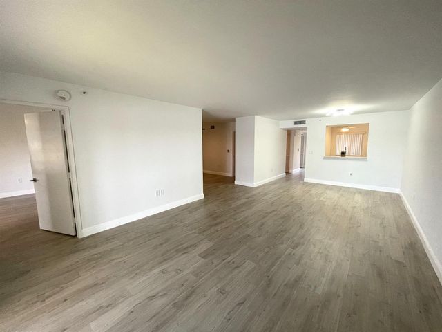 14111 Royal Vista Drive 202, Delray Beach, FL 33484