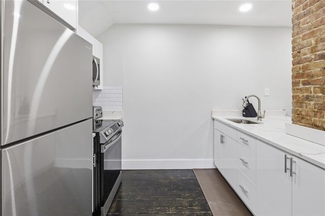 40 Sycamore Street, Providence, RI 02909