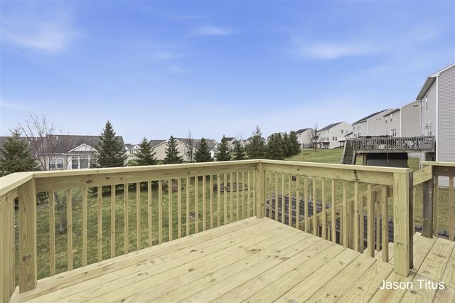 6478 Avalon Drive, Caledonia, MI 49316