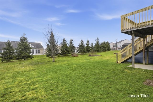 6478 Avalon Drive, Caledonia, MI 49316