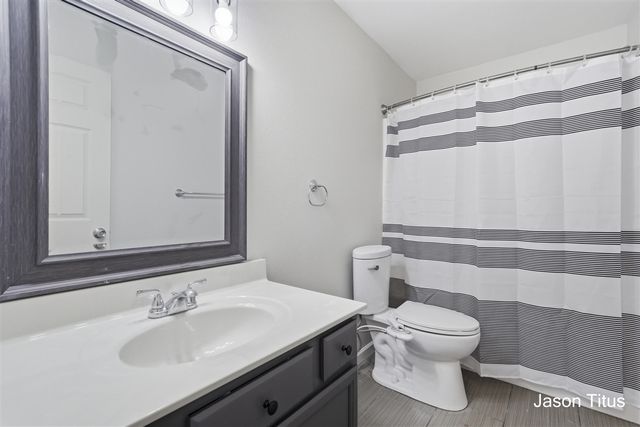 6478 Avalon Drive, Caledonia, MI 49316