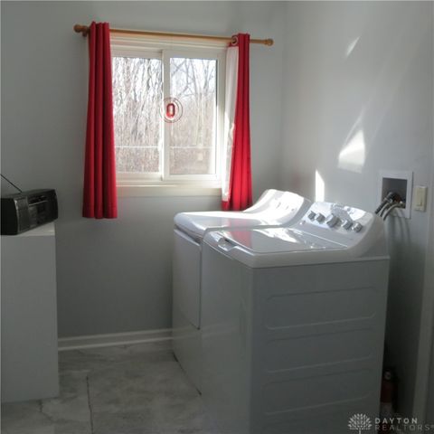 309 Hillcrest Court, Sidney, OH 45365