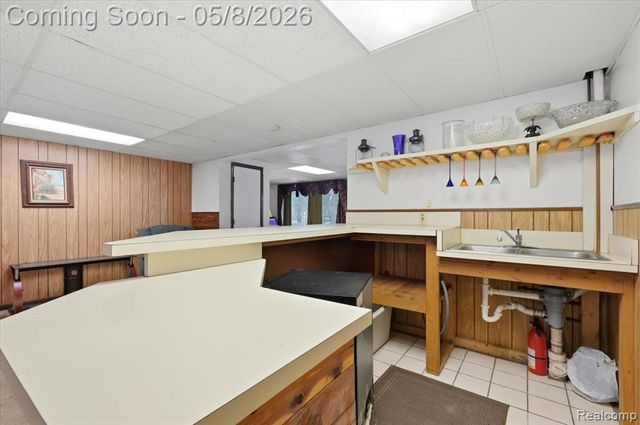21428 Lundy Drive, Farmington Hills, MI 48336